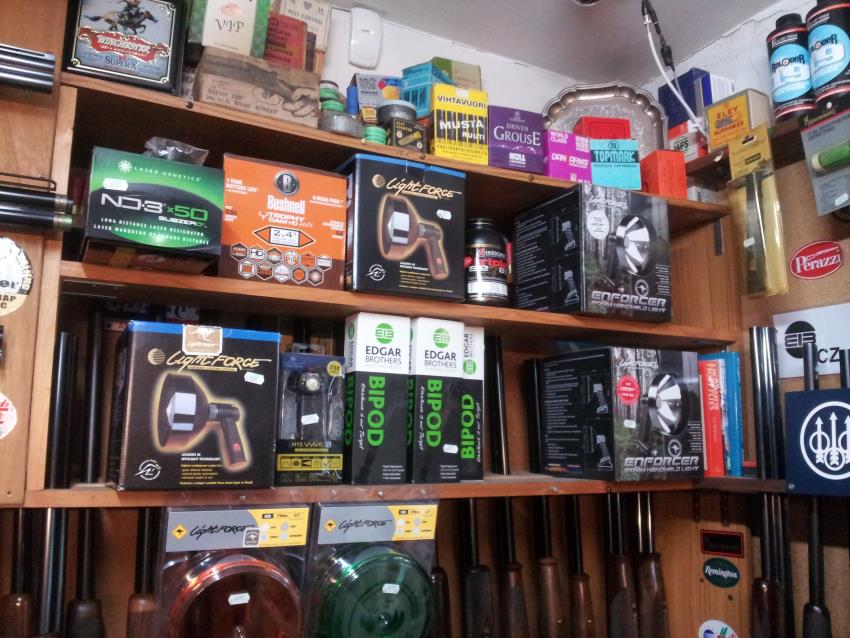 N J Guns - Builth Wells